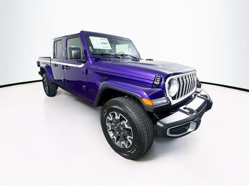 Reign 2026 Jeep Gladiator Sahara 4x4