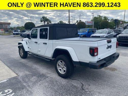 2022 Jeep Gladiator Sport S