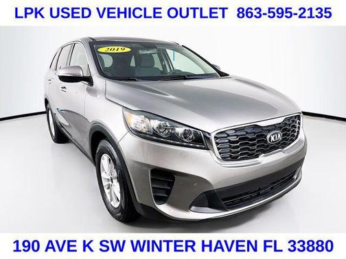 Titanium Silver 2019 Kia Sorento LX