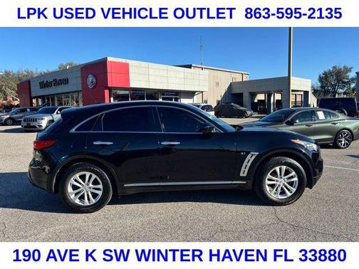 2017 INFINITI QX70 Base