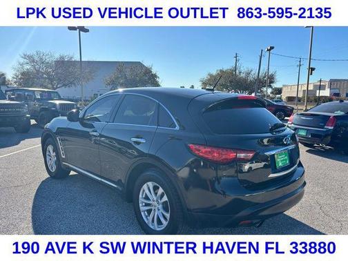 2017 INFINITI QX70 Base