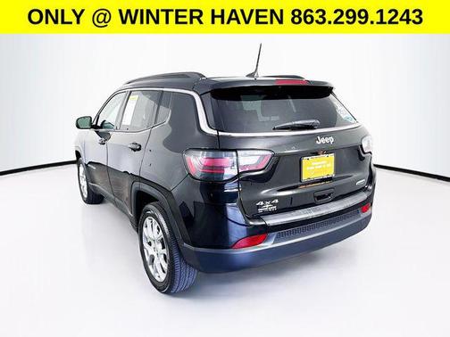 2022 Jeep Compass Latitude Lux