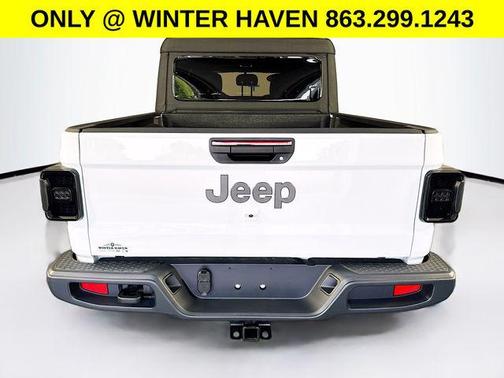 2023 Jeep Gladiator Willys 4x4