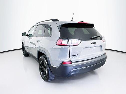 2023 Jeep Cherokee Altitude