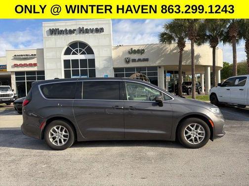 2023 Chrysler Pacifica Touring L