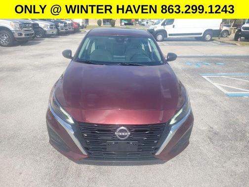 Garnet Pearl 2024 Nissan Altima 2.5 SV