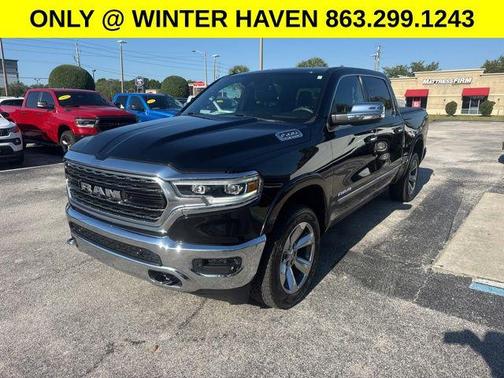 Diamond Black Crystal Pearlcoat 2021 RAM 1500 Limited