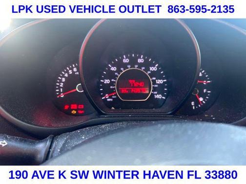 Clear White 2016 Kia Soul Base
