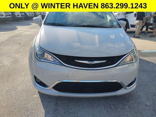 2020 Chrysler Pacifica Touring-L Plus