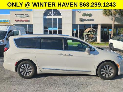 2020 Chrysler Pacifica Touring-L Plus