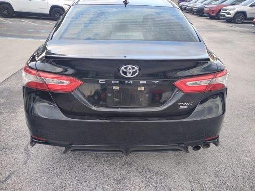 Midnight Black Metallic 2020 Toyota Camry SE