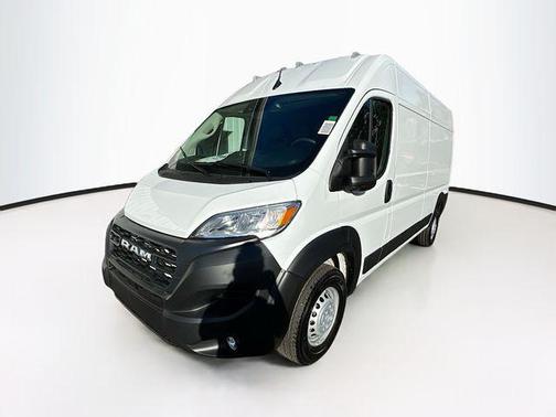 2025 RAM ProMaster 2500 Tradesman