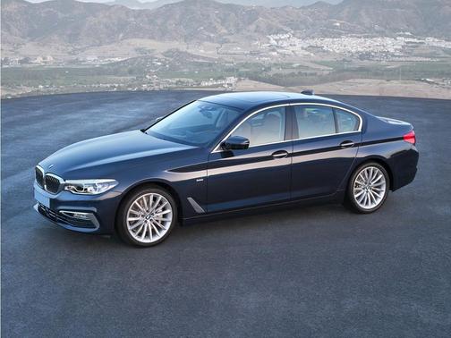 Glacier Silver Metallic 2018 BMW 530 530i