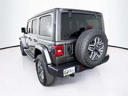 2026 Jeep Wrangler 4-Door Sahara 4x4