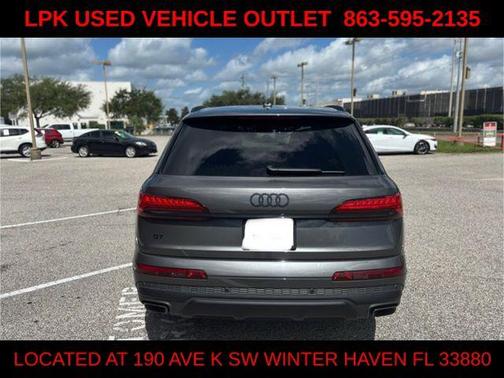 2025 Audi Q7 55 Premium Plus