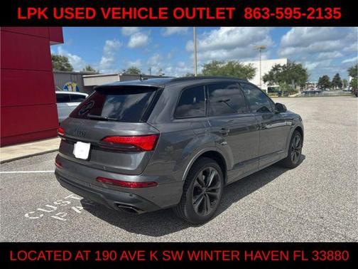 2025 Audi Q7 55 Premium Plus