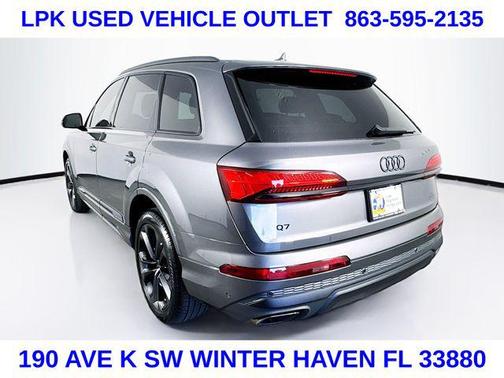 2025 Audi Q7 55 Premium Plus