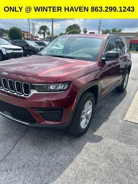 Velvet Red Pearlcoat 2023 Jeep Grand Cherokee Laredo