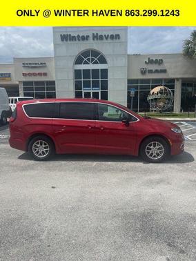 Red Hot Pearlcoat 2024 Chrysler Pacifica Touring L