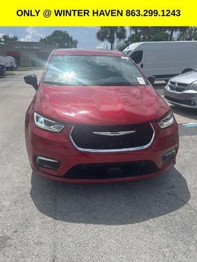 Red Hot Pearlcoat 2024 Chrysler Pacifica Touring L