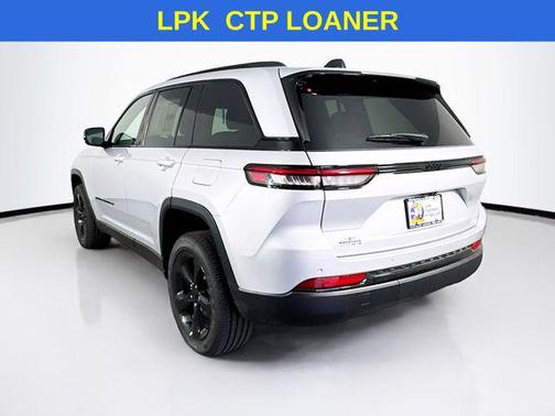 2025 Jeep Grand Cherokee Altitude