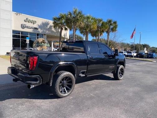 Photo 4 of 8 of 2020 GMC Sierra 2500 AT4