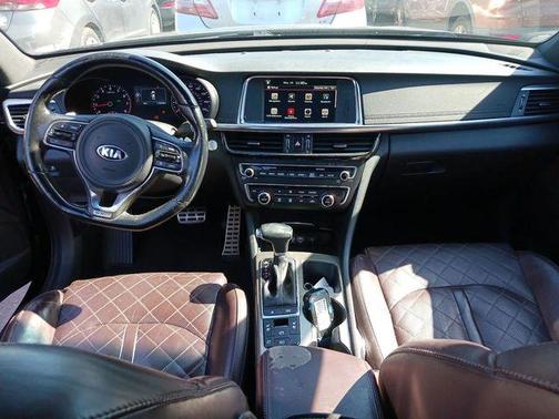 2017 Kia Optima SXL Turbo