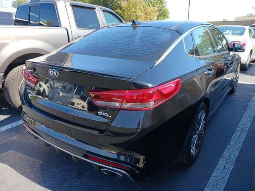 2017 Kia Optima SXL Turbo