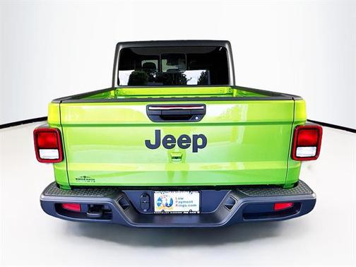 2025 Jeep Gladiator Sport S