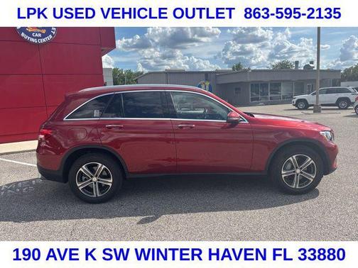 designo Cardinal Red Metallic 2016 Mercedes-Benz GLC 300 Base