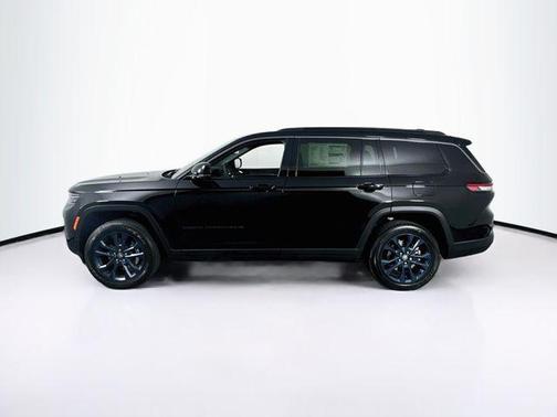 Diamond Black Crystal Pearlcoat 2026 Jeep Grand Cherokee Limited