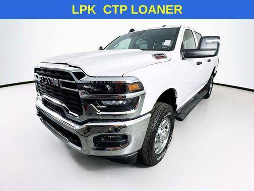 2025 RAM 2500 Tradesman Crew Cab 4x4 6'4' Box