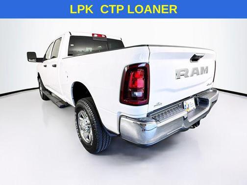2025 RAM 2500 Tradesman Crew Cab 4x4 6'4' Box