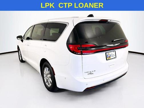 2025 Chrysler Pacifica L