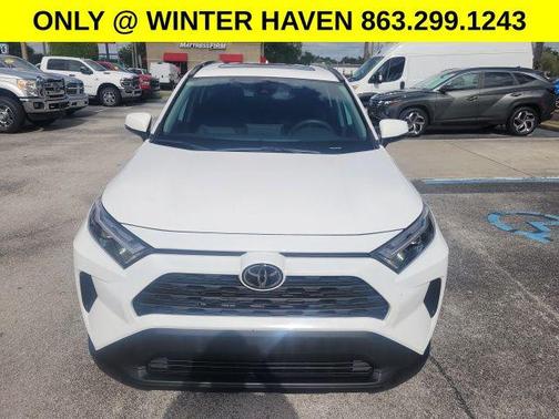 Ice Cap 2024 Toyota RAV4 XLE