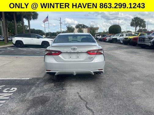 2024 Toyota Camry SE
