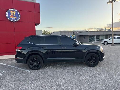 2023 Volkswagen Atlas 3.6L SE w/Technology