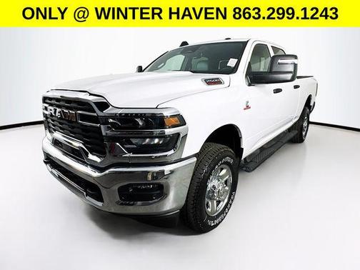 2025 RAM 2500 Tradesman Crew Cab 4x4 6'4' Box