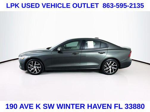 2020 Volvo S60 T5 Momentum