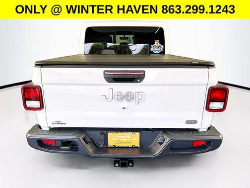 2022 Jeep Gladiator Overland