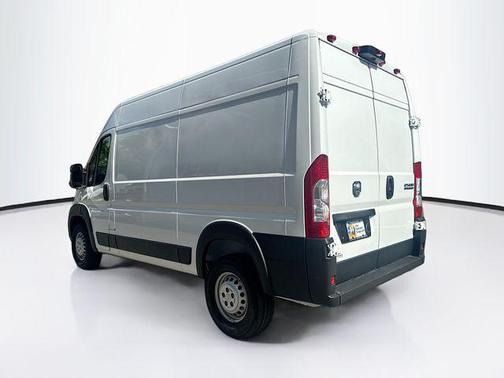 Bright White Clearcoat 2026 RAM ProMaster 2500 Tradesman