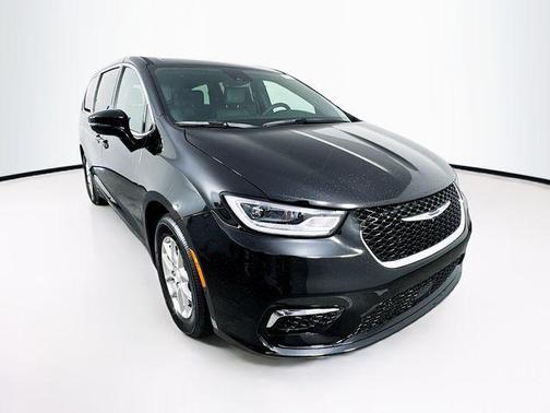 2025 Chrysler Pacifica L