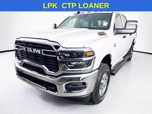 2025 RAM 2500 Tradesman Crew Cab 4x4 6'4' Box