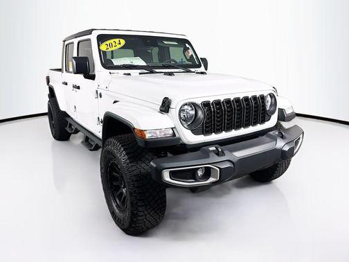 2024 Jeep Gladiator Sport S