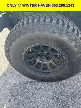 2024 Jeep Gladiator Sport S