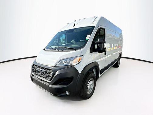 2025 RAM ProMaster 2500 Tradesman