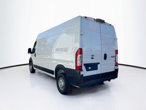 2025 RAM ProMaster 2500 Tradesman