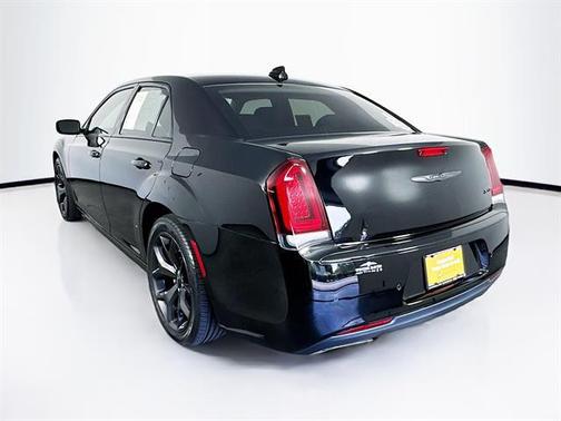 2022 Chrysler 300 Touring