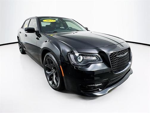 2022 Chrysler 300 Touring