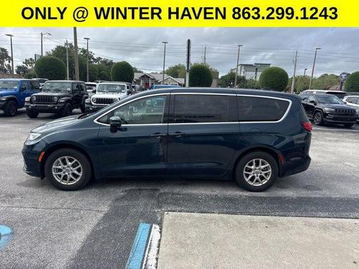 Blue Pearl 2023 Chrysler Pacifica Touring L